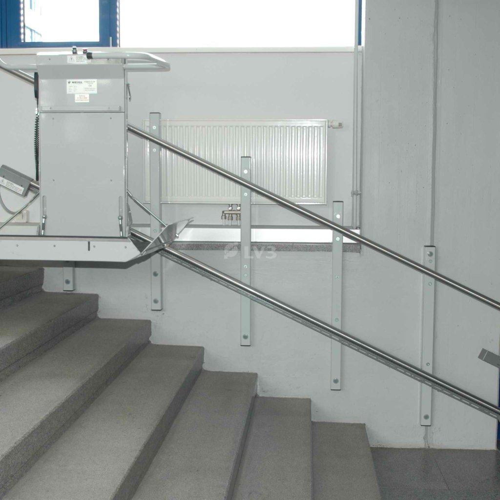 Plataforma salvaescaleras en centros de negocios