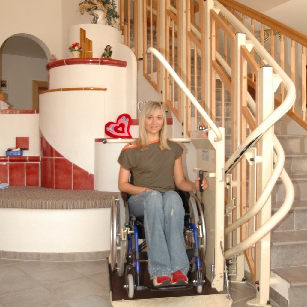 Plataforma salva escaleras Omega