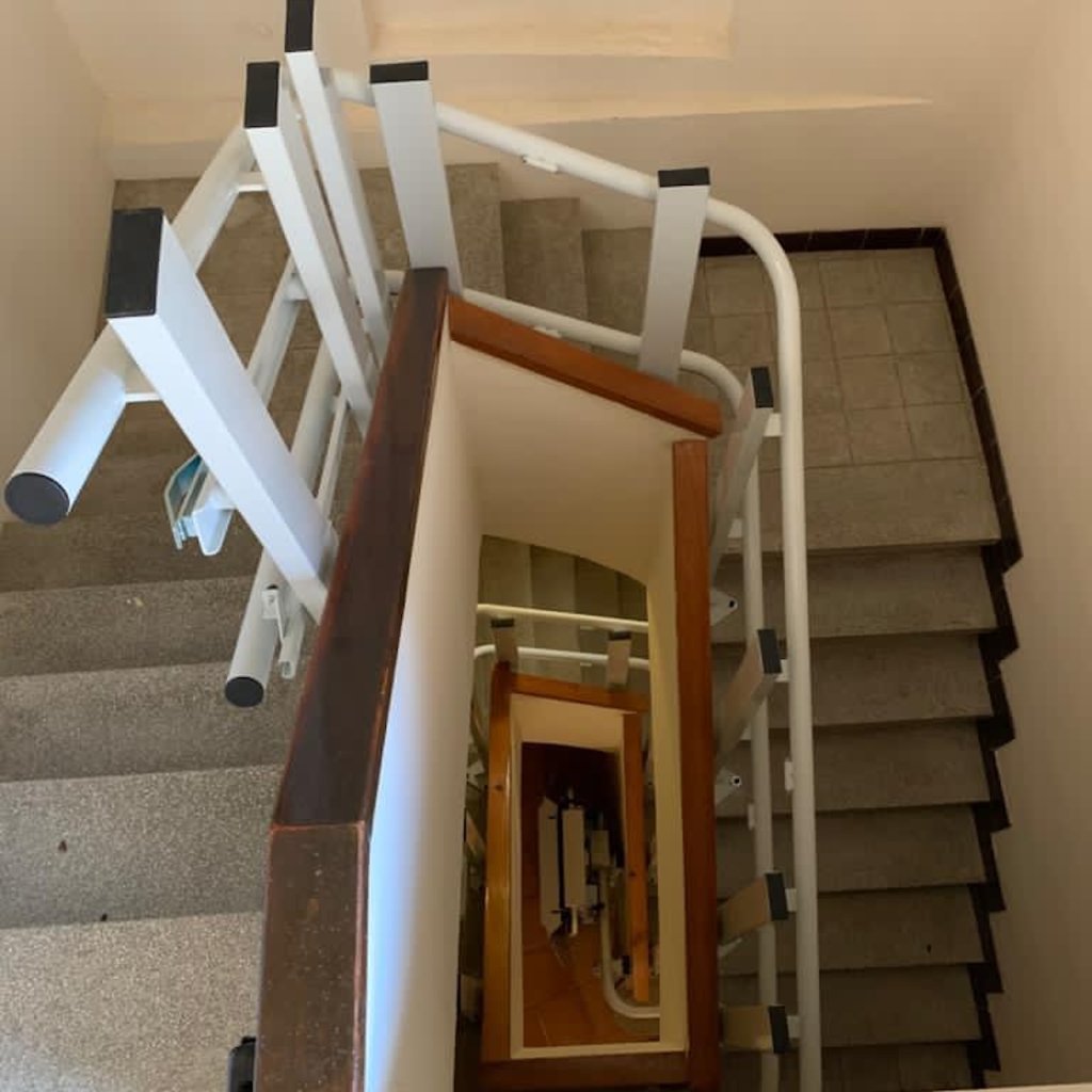 Plataforma salva escaleras Stratos