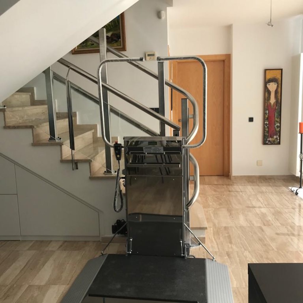 Plataforma salva escaleras Stratos