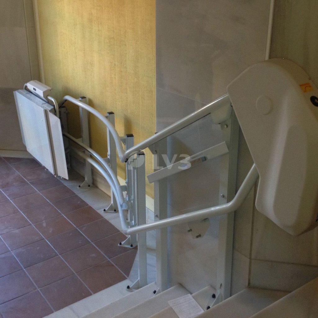 Plataforma salvaescaleras en comunidades de propietarios