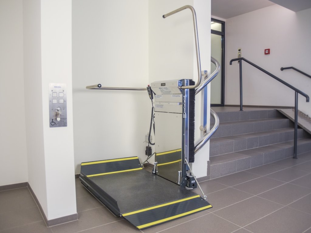 Plataforma salvaescaleras Stratos