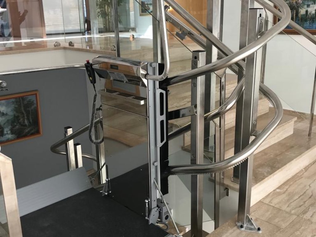 Plataforma salvaescaleras Stratos