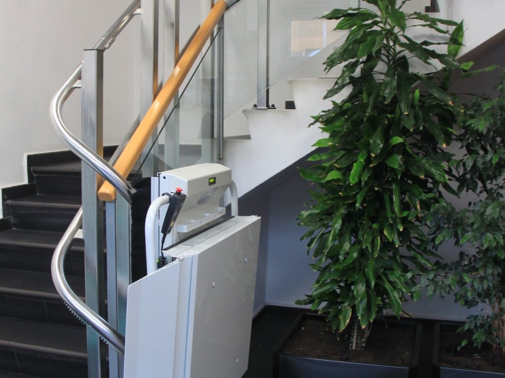 Plataforma salvaescaleras Stratos