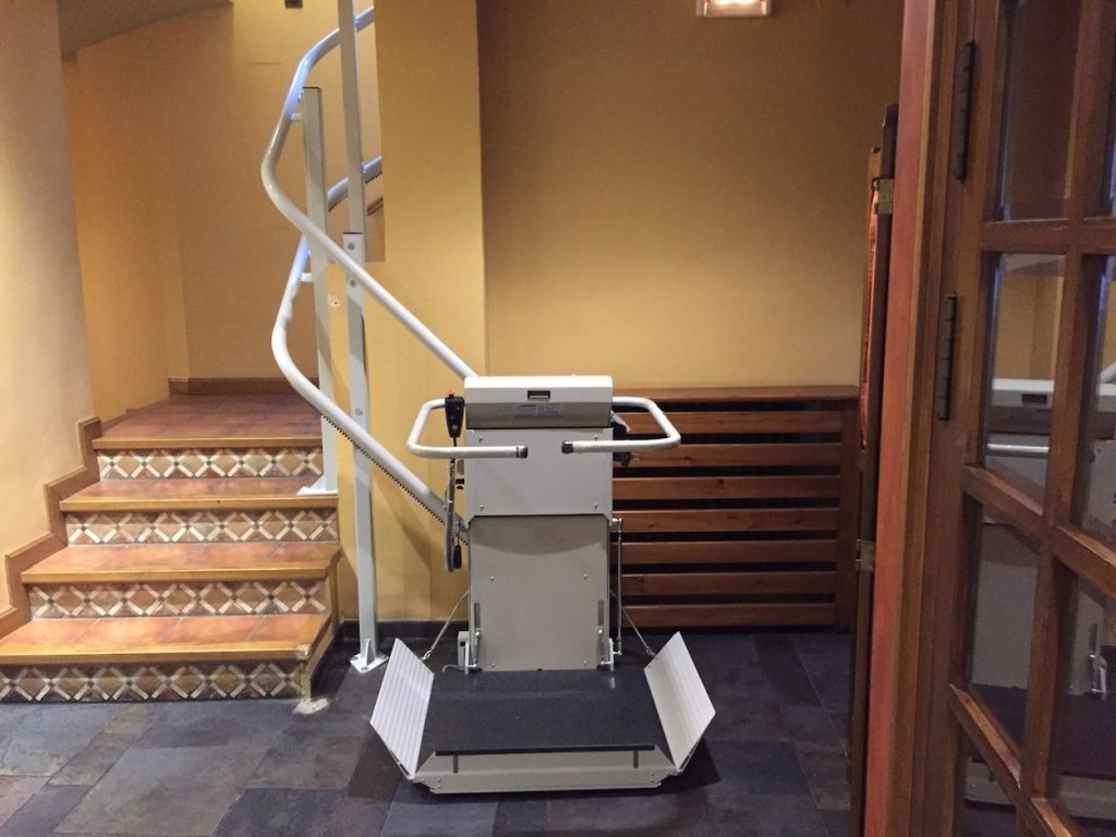 Plataforma salvaescaleras Stratos